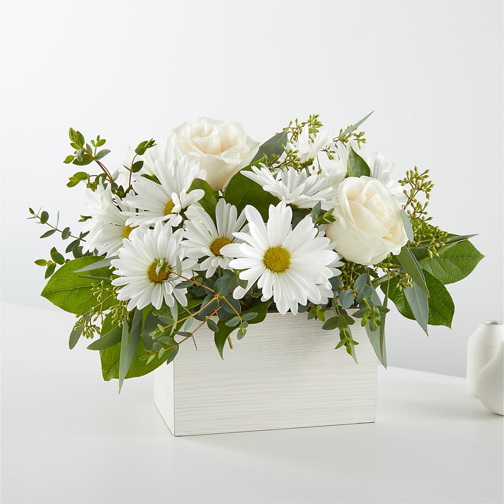 Fresh Linen Box Bouquet – Alum Rock Florist, San Jose CA