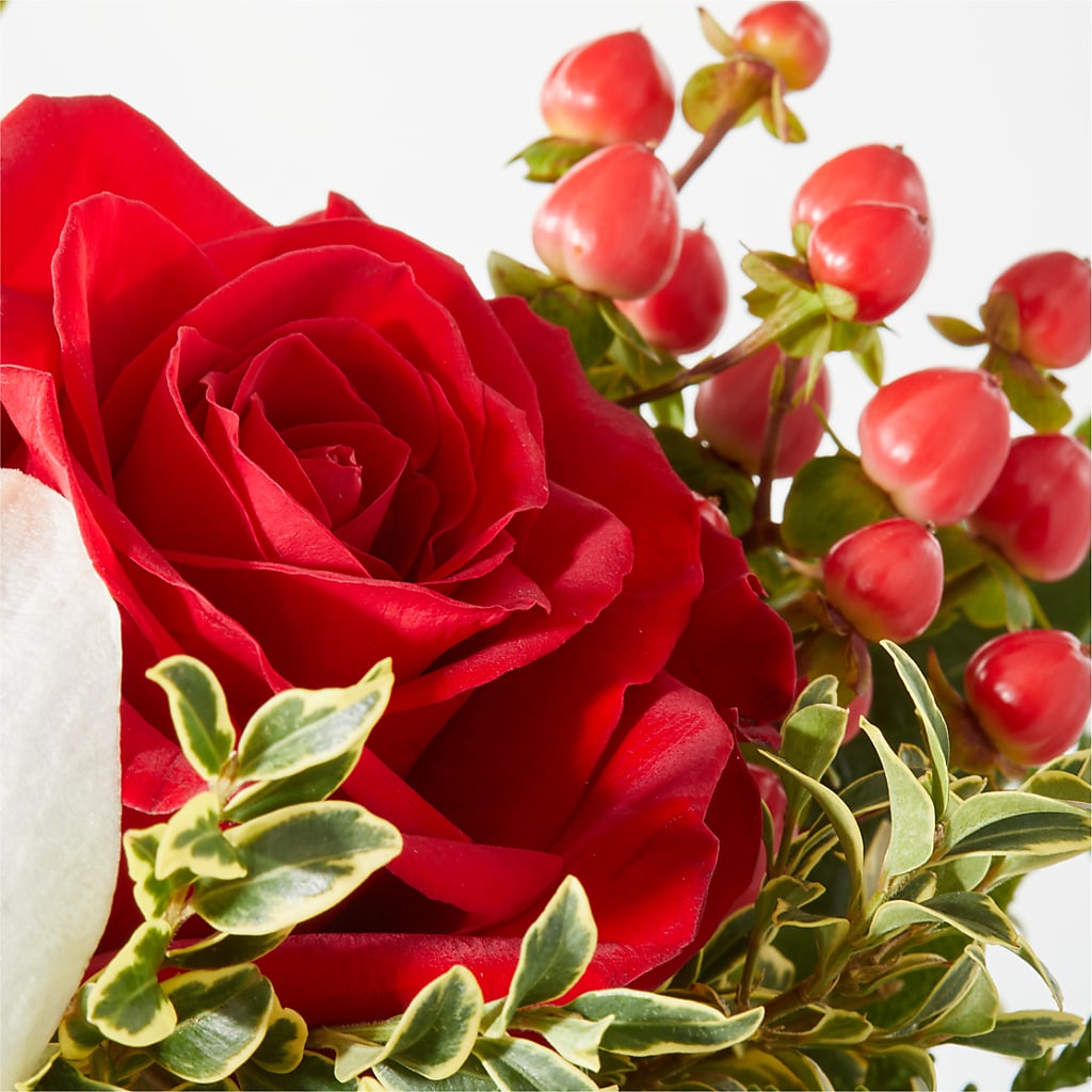 Snowy Wonderland Bouquet –  Alum Rock Florist, San Jose CA