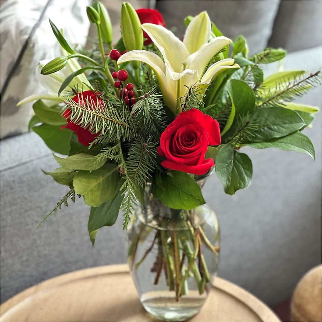 Sparkling Snowflakes Bouquet –  Alum Rock Florist, San Jose CA