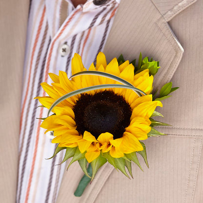 Free Spirit Boutonniere –  Alum Rock Florist, San Jose CA